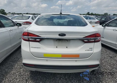 2017 Ford Fusion Se Hybrid z USA, uszkodzony, nr VIN 3FA6P0LU7HR410123